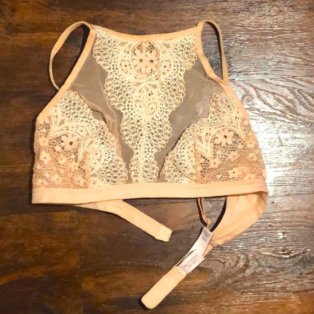 VS Bra